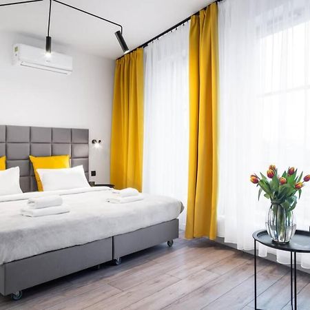 Househost Apartment: Miodowa 42/8B Street Краків Екстер'єр фото