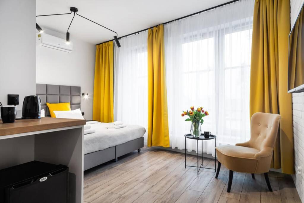 Househost Apartment: Miodowa 42/8B Street Краків Екстер'єр фото